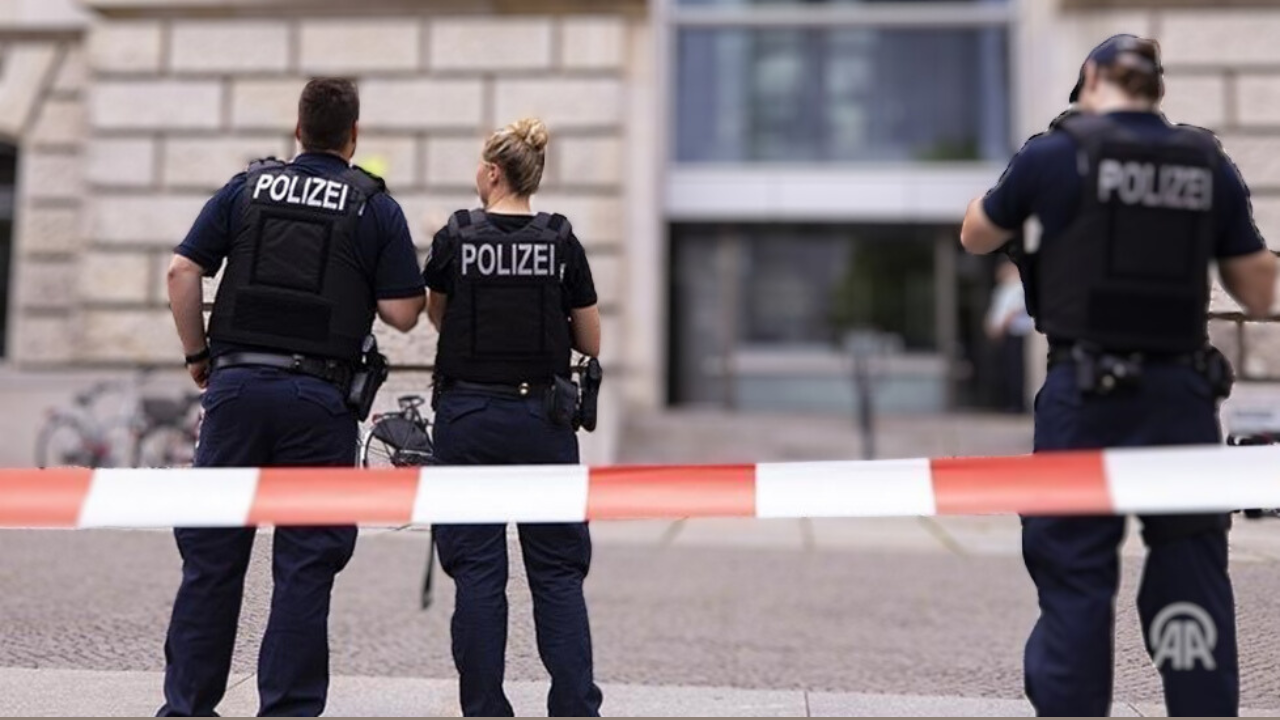 Germany arrests 7 suspected members of Islamist terror group