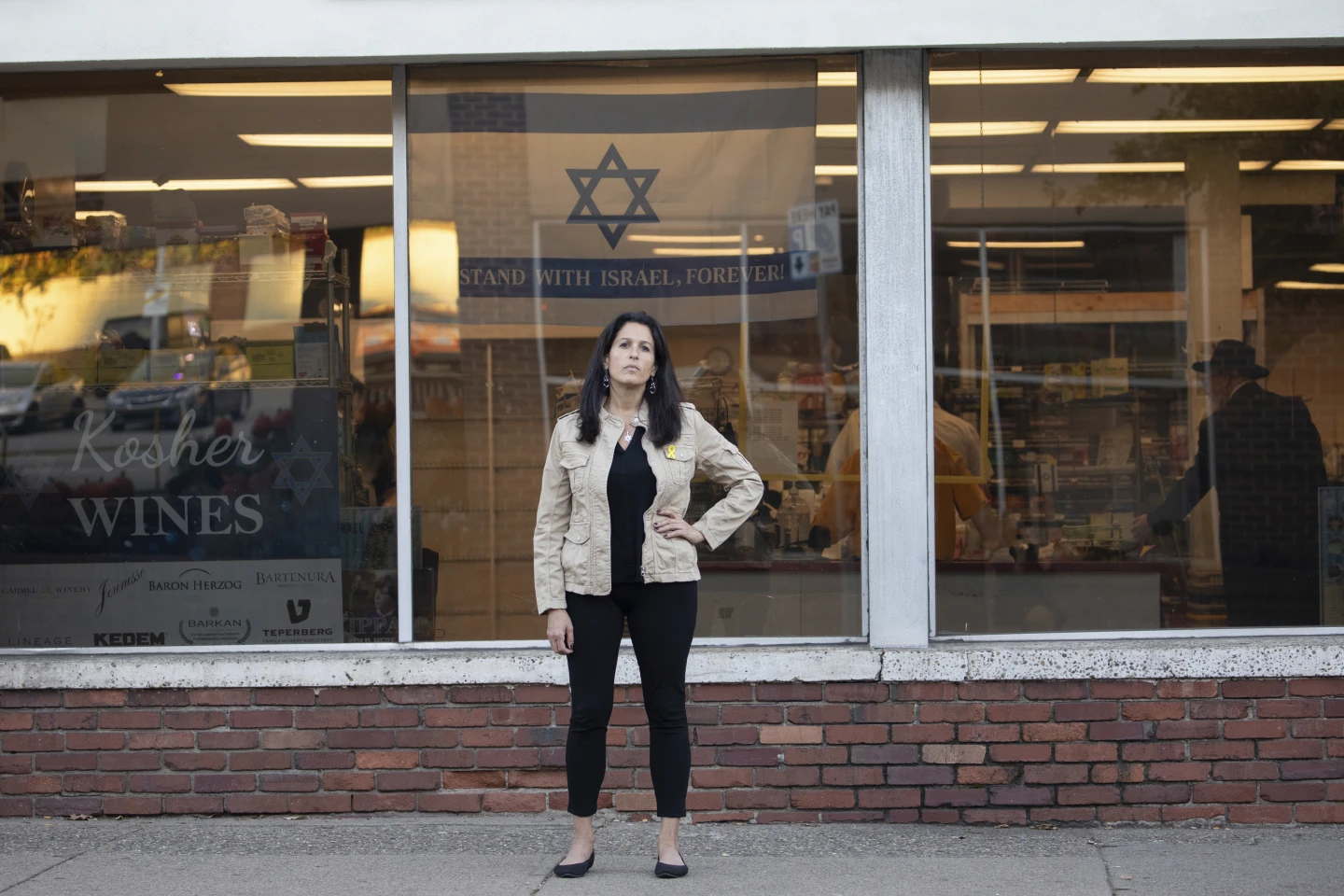 Jewish Voters in Swing States Reconsider Longtime Loyalty to Democrats